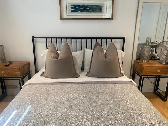 Homestay Clearbrooke Gem- Bright Private Bedroom Close To Yyz Toronto Canada